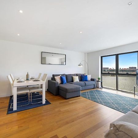 Host & Stay - Waterfront View Liverpool Esterno foto