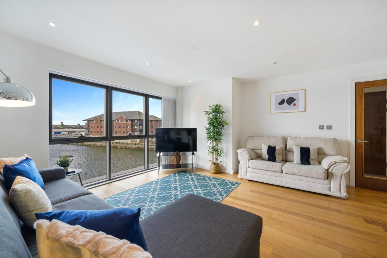 Host & Stay - Waterfront View Liverpool Esterno foto
