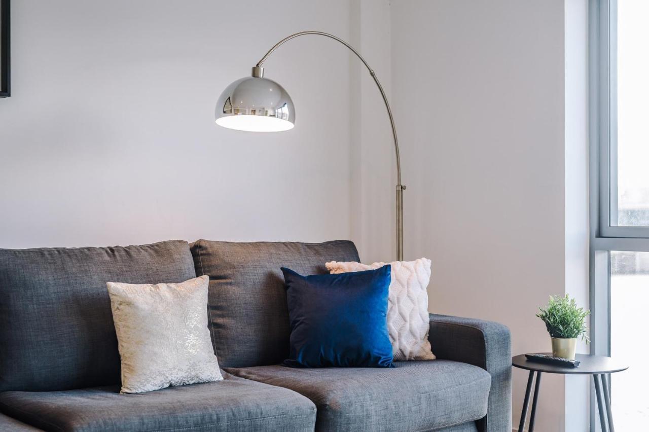 Host & Stay - Waterfront View Liverpool Esterno foto